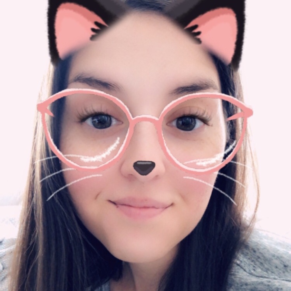 Meet your Posher, Lauren